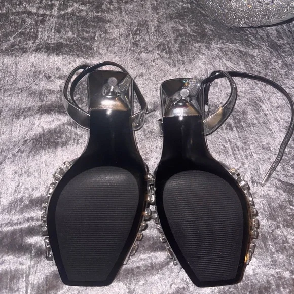 Steve Madden Silver Crystal Heels - Picture 3 of 4